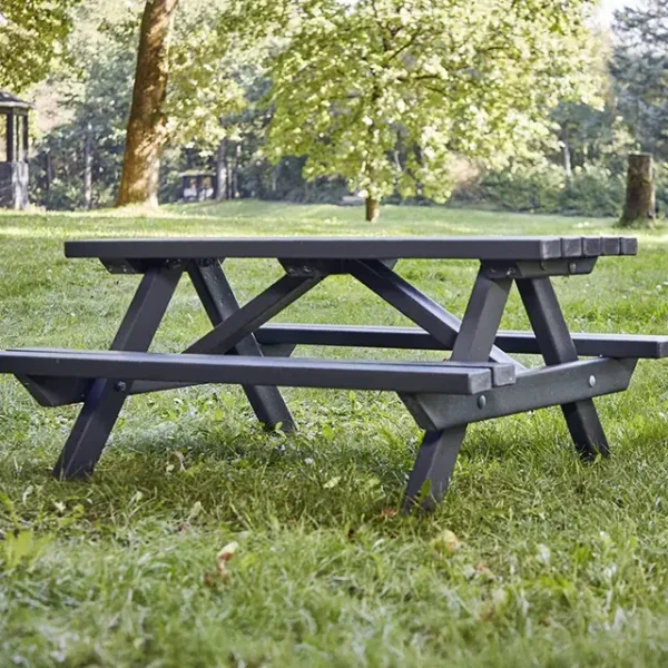 Plastplanker og pæle